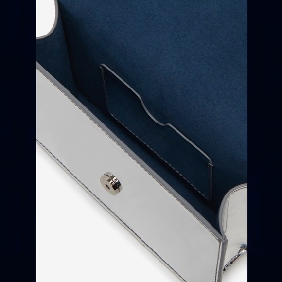 Metallic Silver Skull Shoulder Bag - Picture 4 of 16